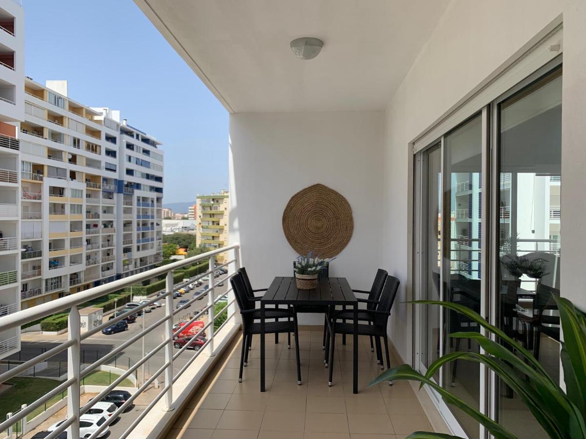 Convistaapartment With Pool Portimão Eksteriør billede