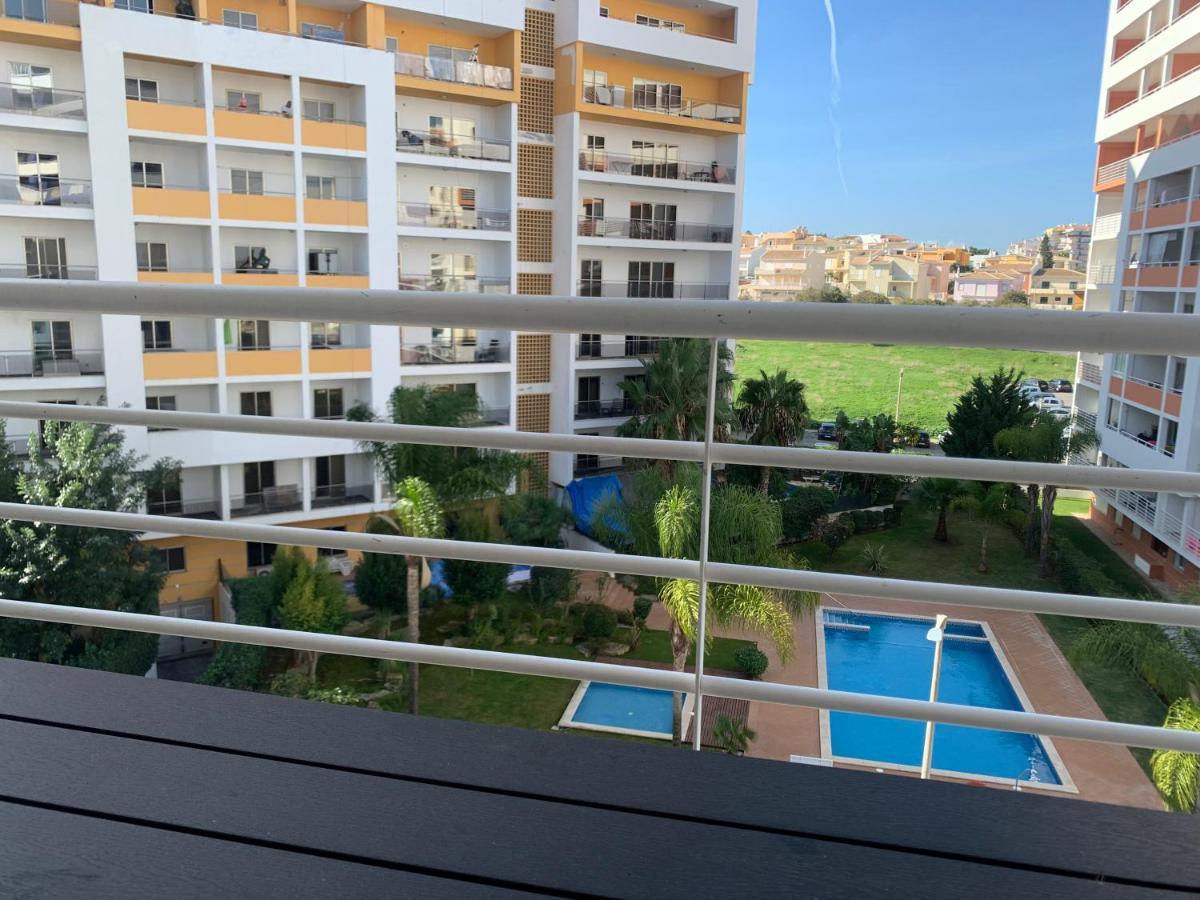 Convistaapartment With Pool Portimão Eksteriør billede