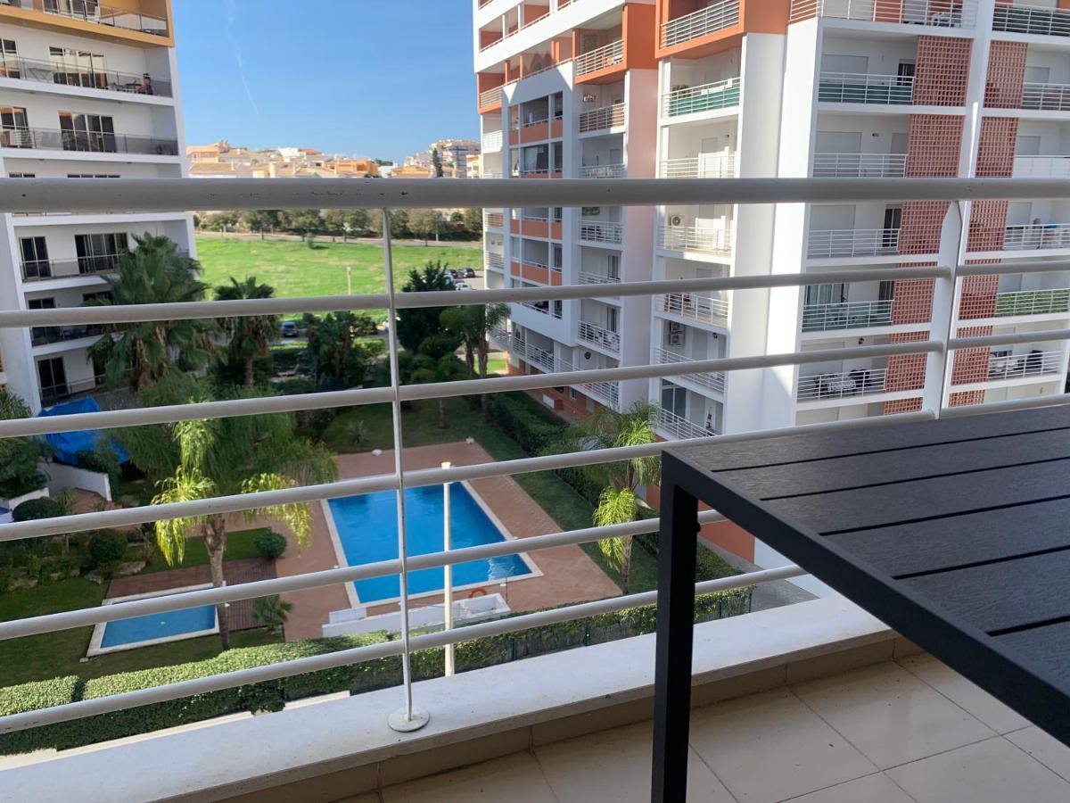 Convistaapartment With Pool Portimão Eksteriør billede