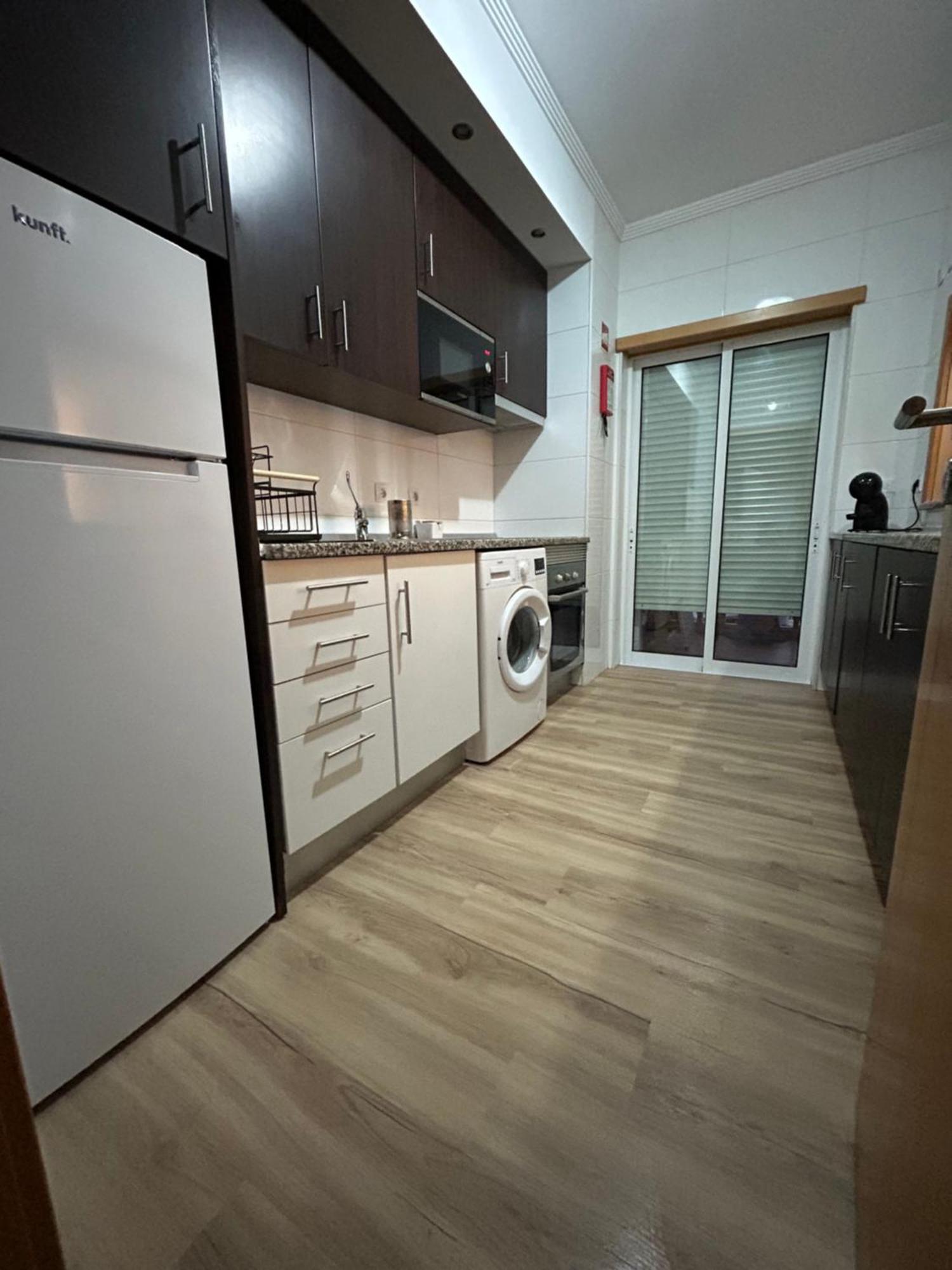 Convistaapartment With Pool Portimão Eksteriør billede