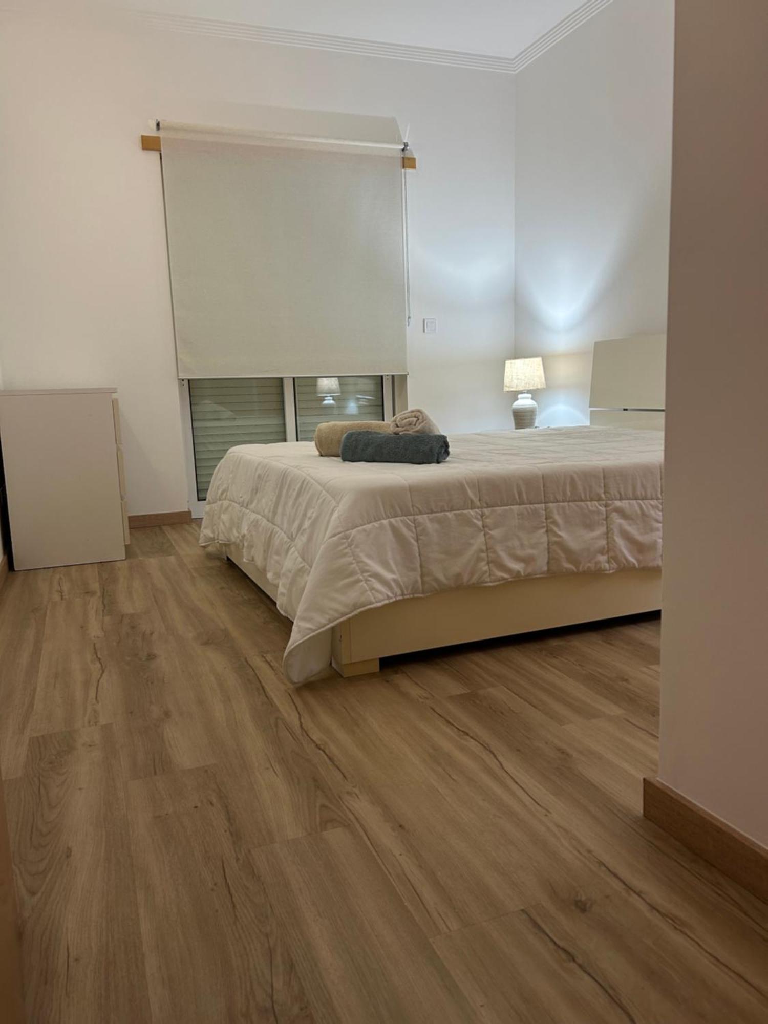 Convistaapartment With Pool Portimão Eksteriør billede